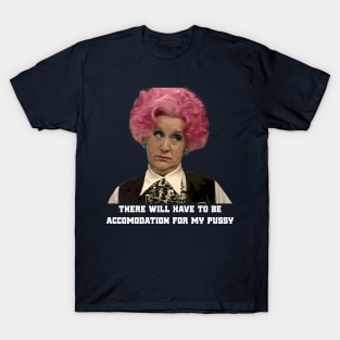 Mollie Sugden as Mrs. Slocombe: Are You Being Served? T-Shirt